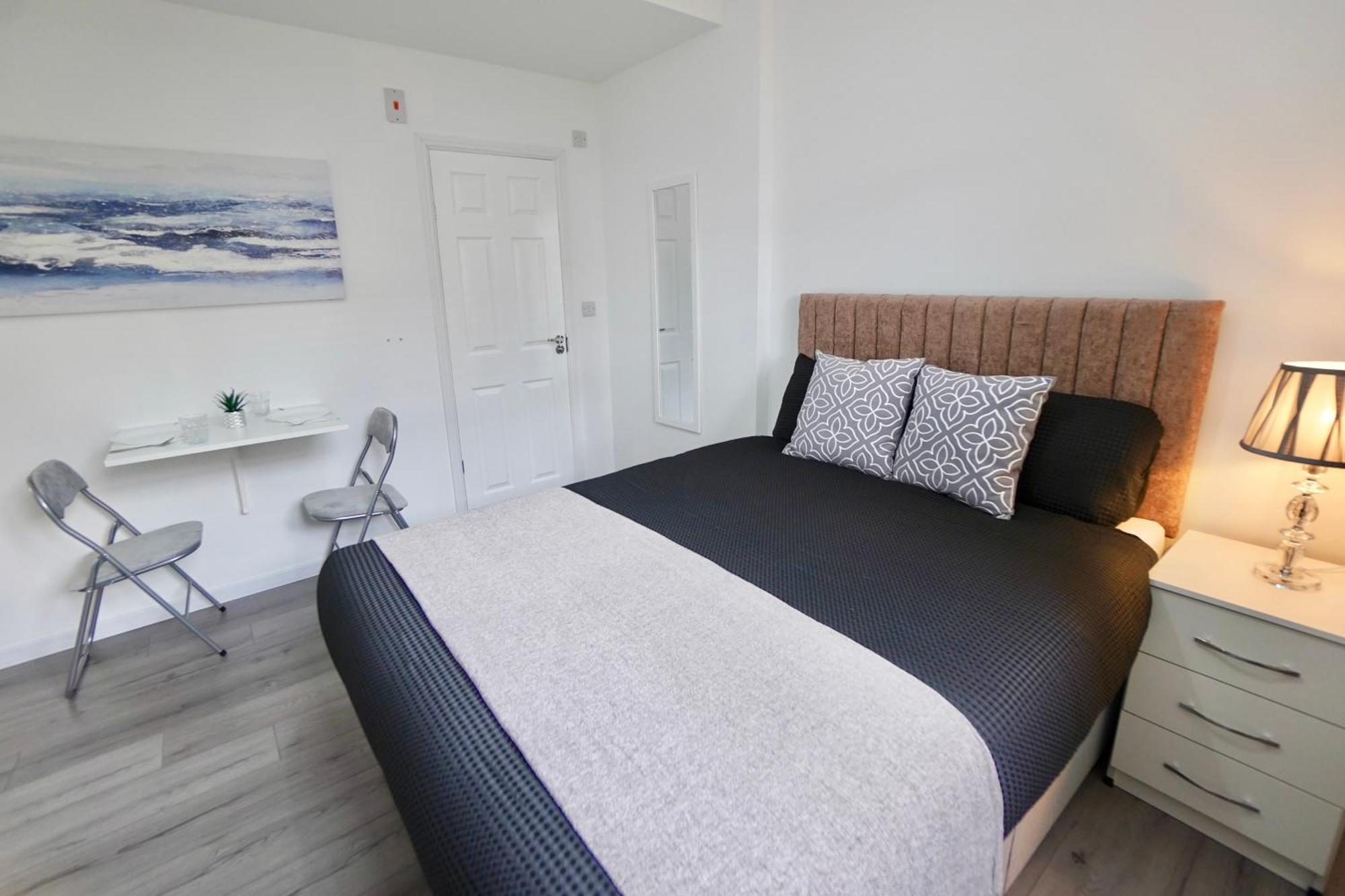 Luxury Flats In Southsea Portsmouth - Free Parking Apartment Ngoại thất bức ảnh